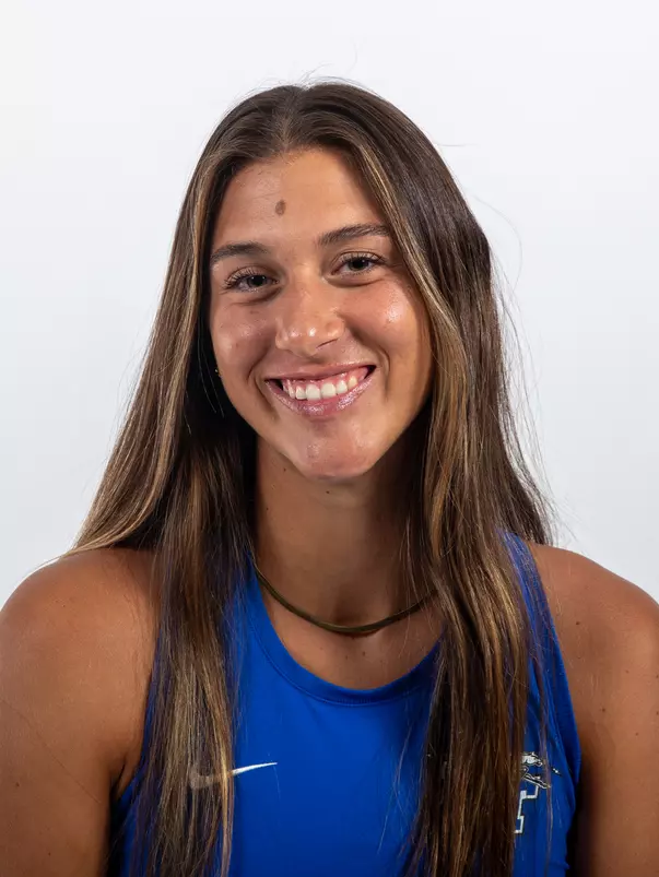 Women's Tennis Sara Conde Headshot