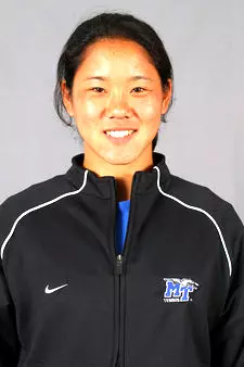 Yuiri Nomoto headshot...