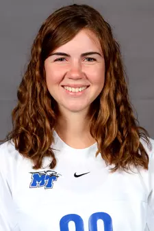 Maddie Harper - headshot...