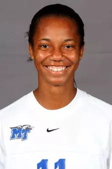 Regina Thomas - headshot...