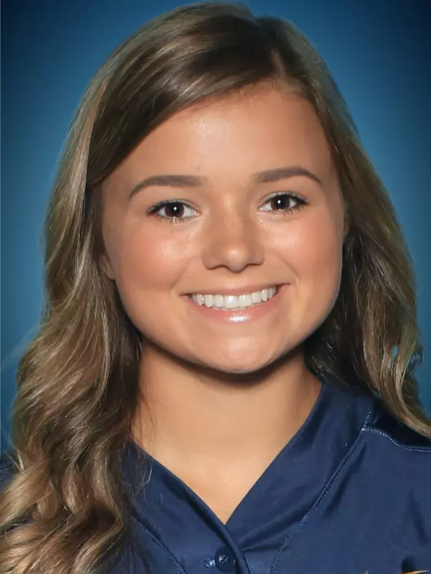 Abby Shoulders