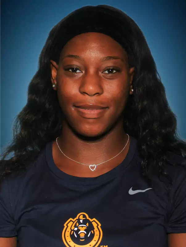 2020 James, Teliyah Headshot