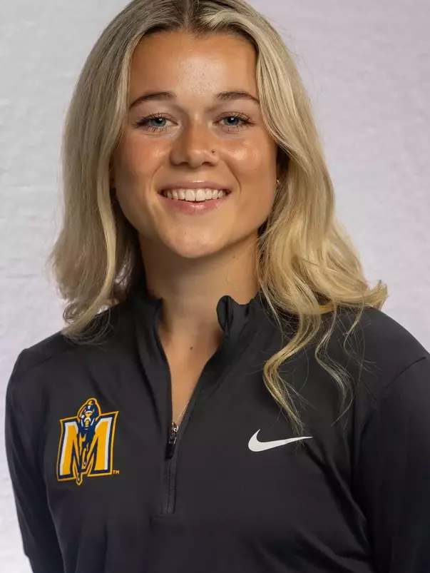 Erin O'Shea Headshot
