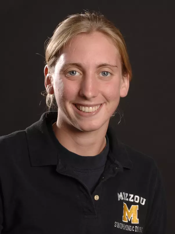 Carly Sullivan headshot