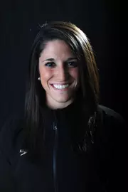 Nathalia Mello
Photo by Dak Dillon