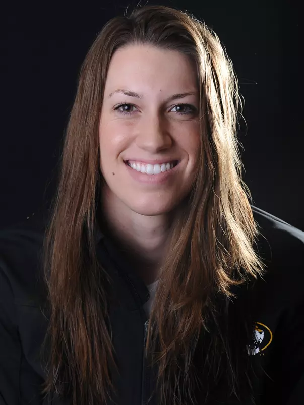 Sydney Schaefer
Missouri Swimming Headshots
Photo by Dak Dillon