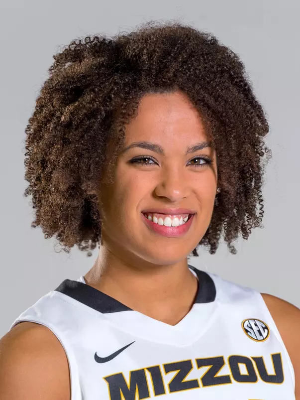 Cierra Porter 2015-16 Headshot