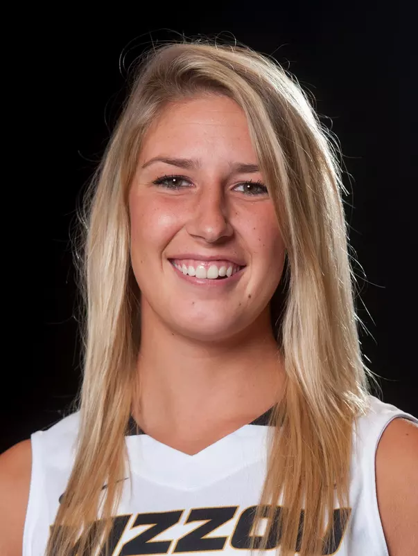 Lindsey Cunningham 2014-15 Headshot