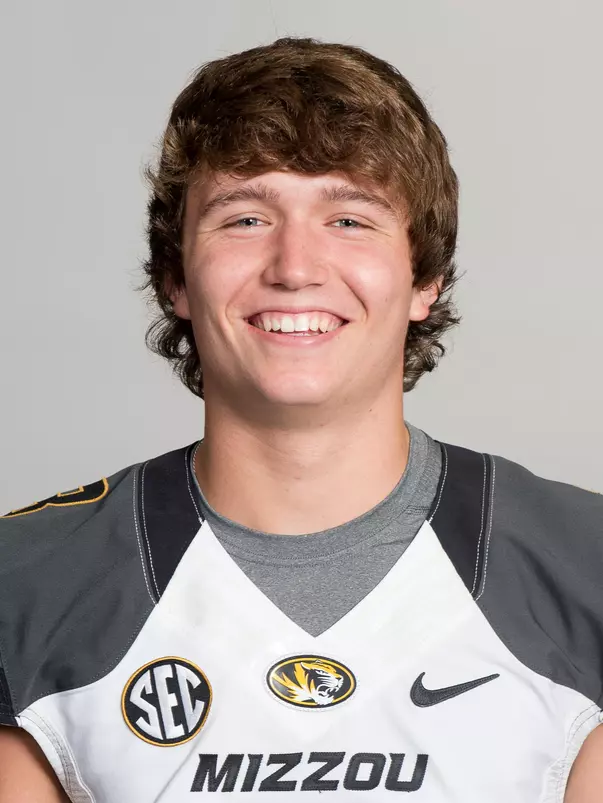 Drew Lock 2015 headshot
