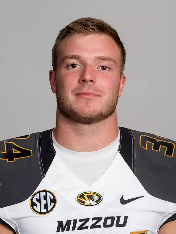 Joey Burkett 2015 headshot