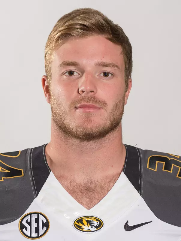 Joey Burkett Headshot