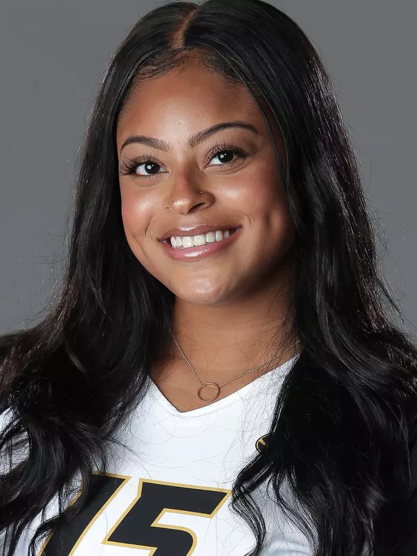 2018 VB Headshots - Kayla Caffey
