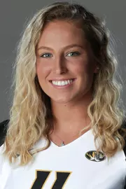 2018 VB Headshots - Annika Gereau