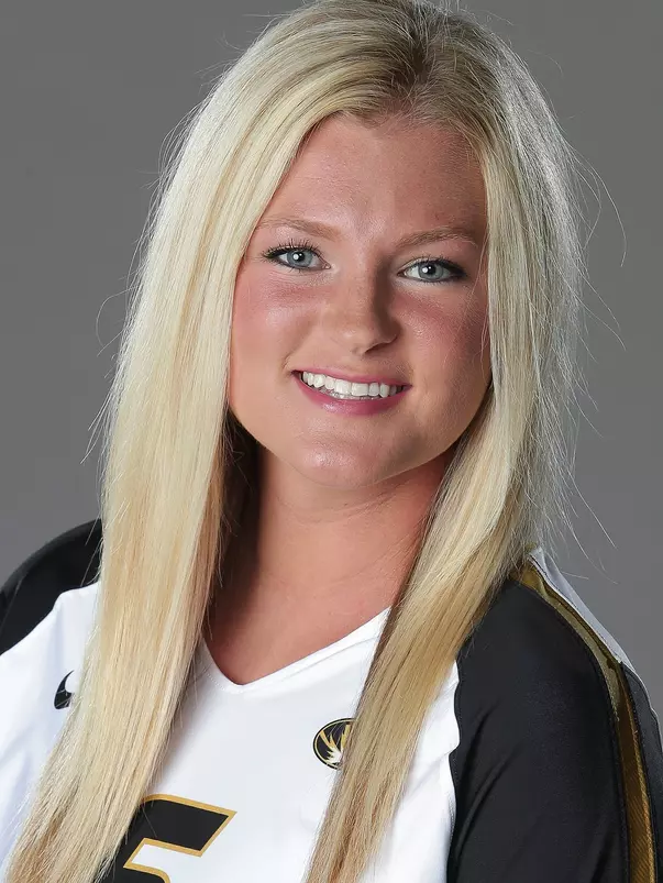 2018 VB Headshots - Paige Perego