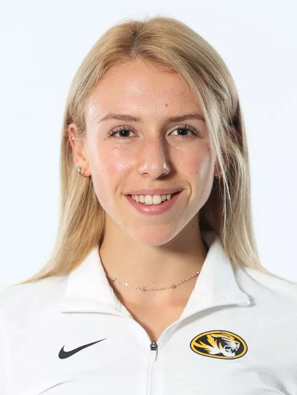 Elsa Neubauer 2020-21 HS