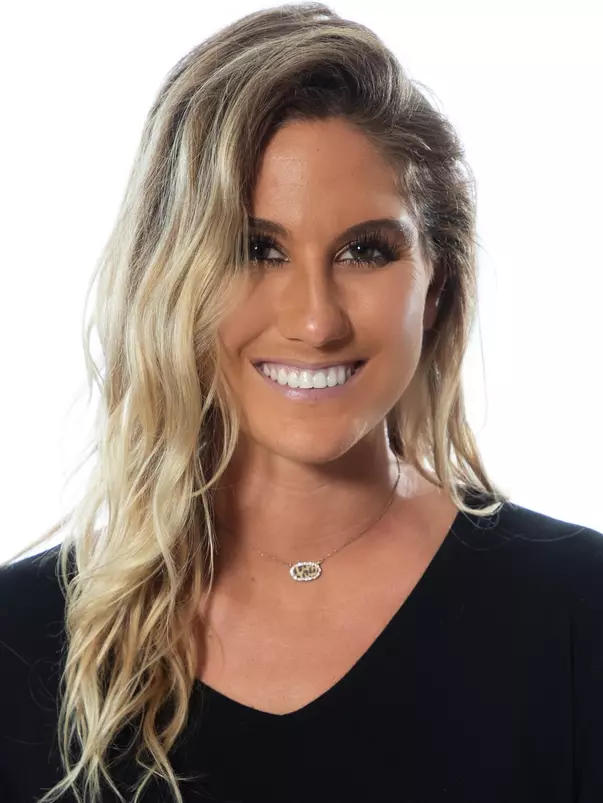 Kate Frerking Headshot