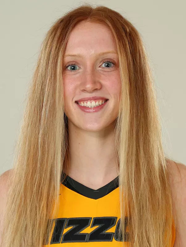Lauren Hansen 2021 Headshot