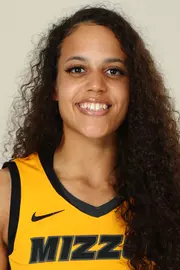 Kiya Dorroh 2021 Headshot