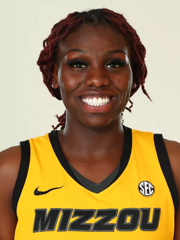 Aijha Blackwell 2021 Headshot