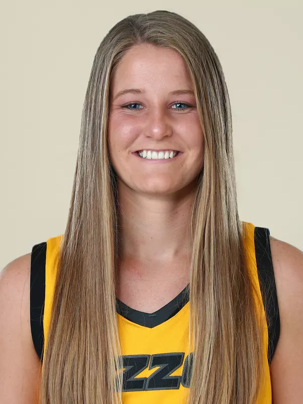 Hayley Frank 2021 Headshot