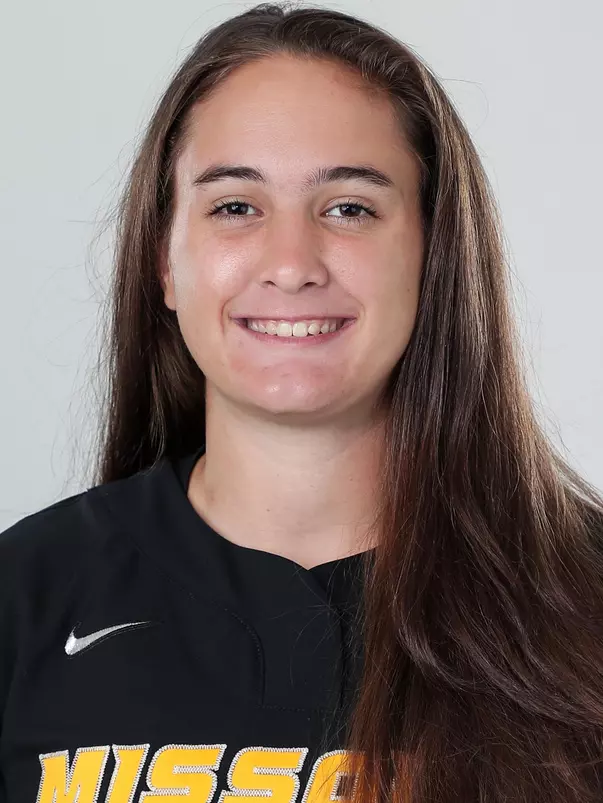 Kim Wert 2022 Headshot