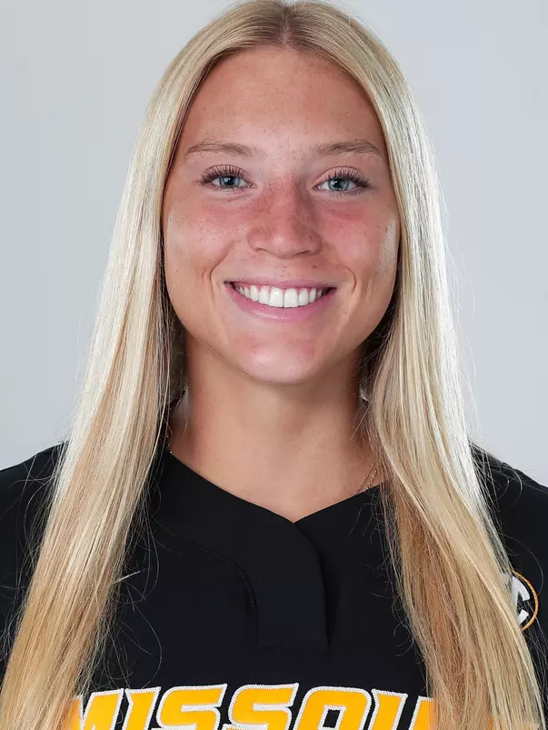 Kara Daly 2022 Headshot