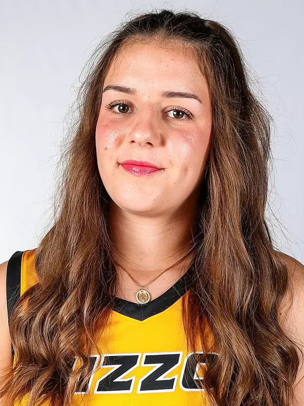 Lucija Milkovic Headshot (2023-24)