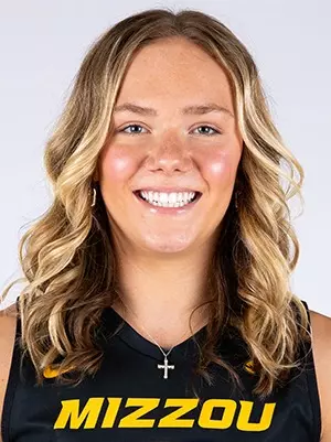 2023_Madilyn_Sell_1_cropped