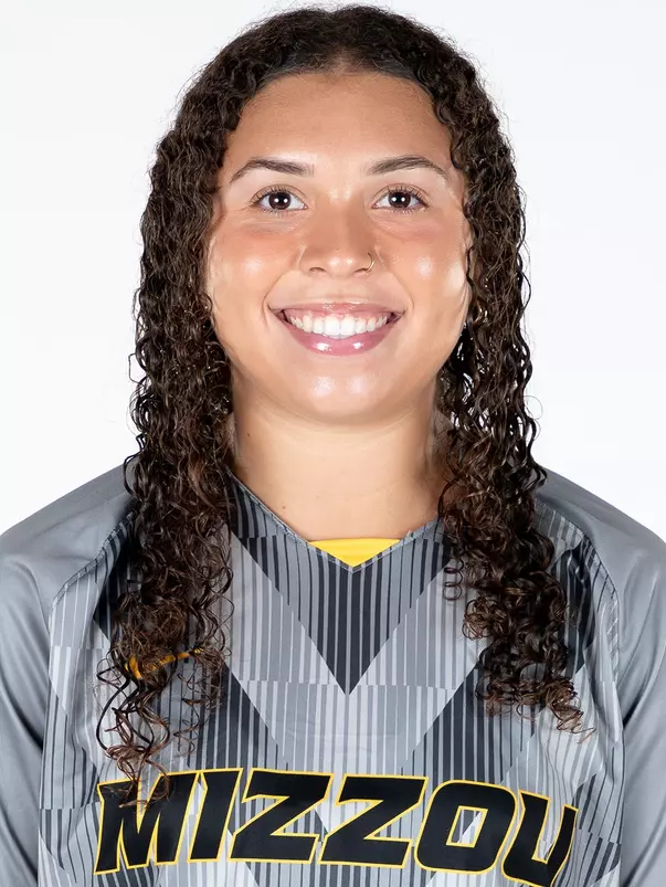 Mia Collins_Soccer23