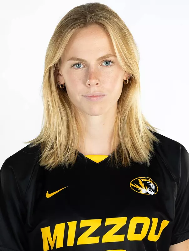 Milena Fischer_soccer23