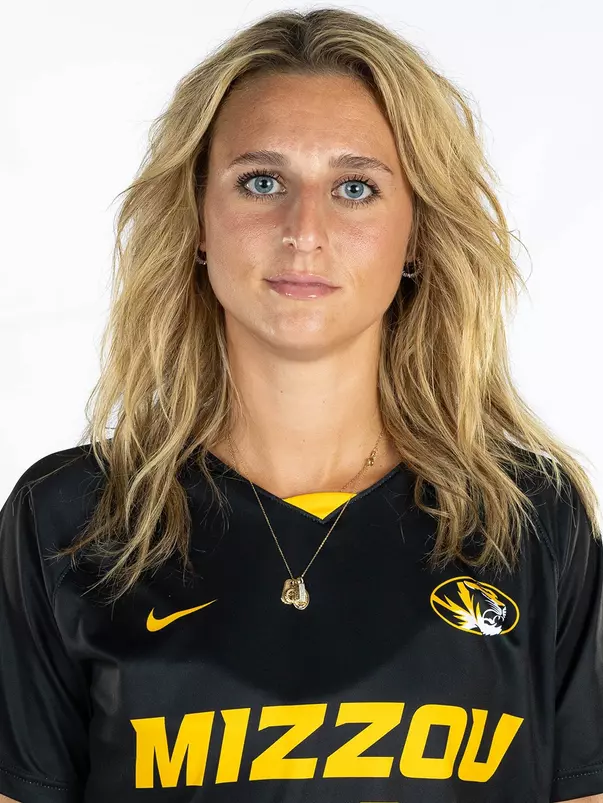 Alycia Morin_soccer23