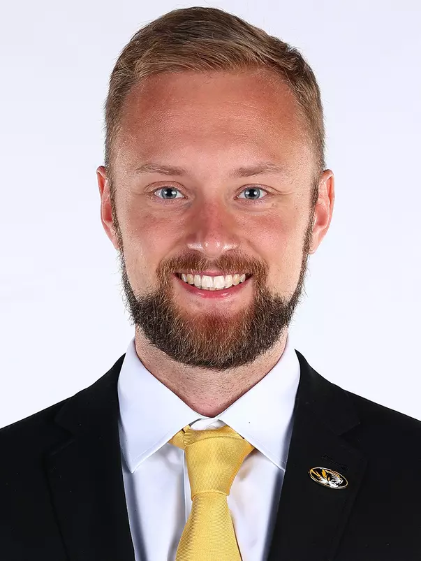 Tim Reusche_cropped head shot