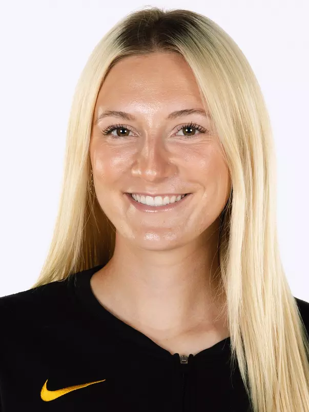 Jaycee_Ruberti_cropped headshot