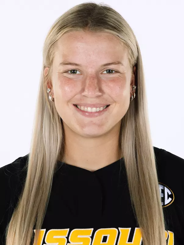 Lilly_Whiten_cropped_headshot