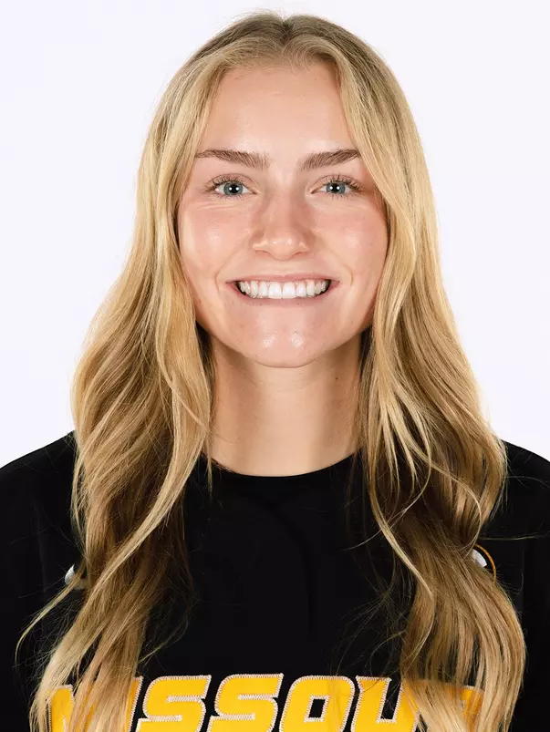 Mya_Dodge_cropped_headshot