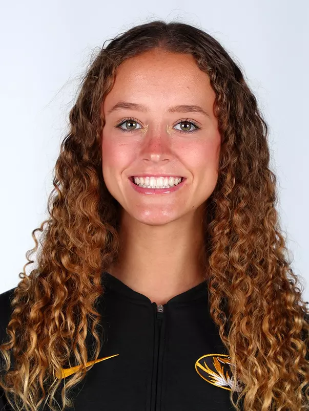 Olivia Liddle Head Shot