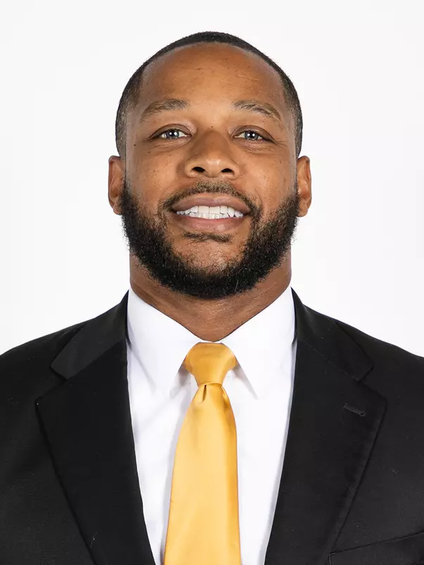 2024-25 Preston Beverly Headshot