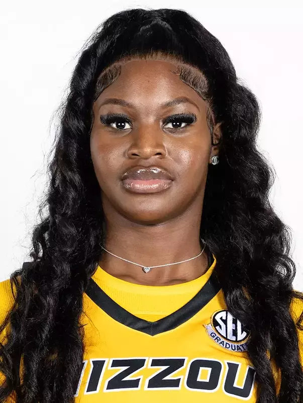 2024-25 Angelique Ngalakulondi Headshot