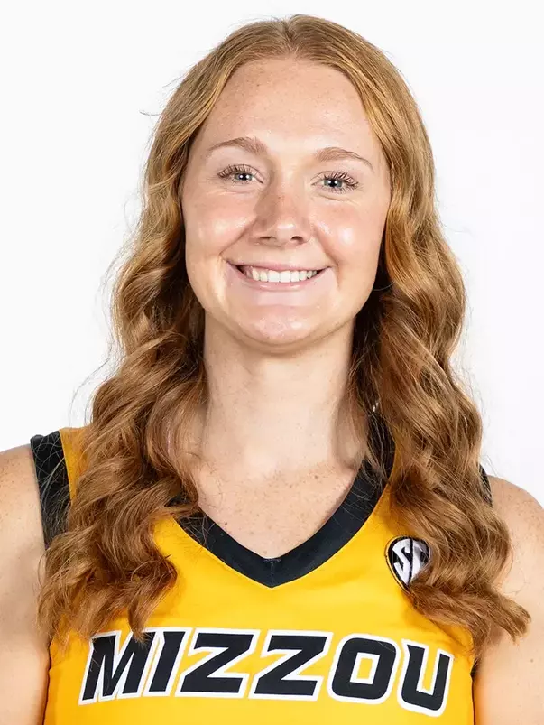 2024-25 Averi Kroenke Headshot