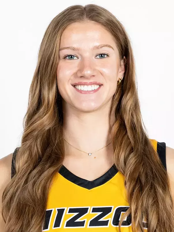 2024-25 Grace Slaughter Headshot