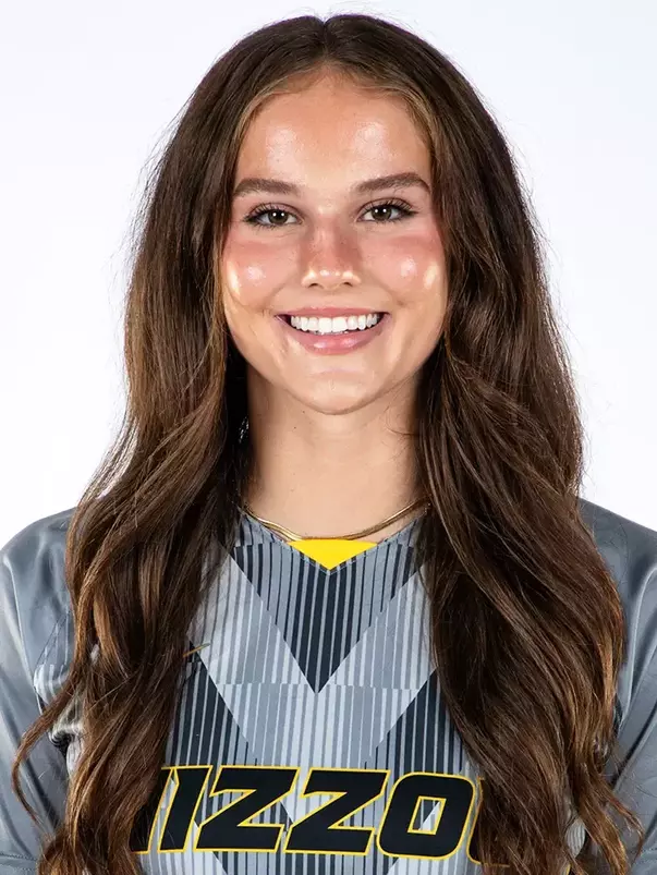 Kassidy Roshong 2024 Headshot