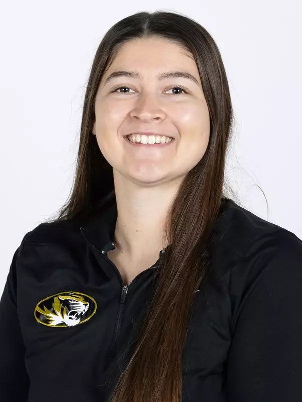 Kellyn Webster Headshot