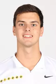 Annakin Fischer Head Shot