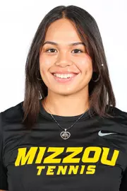 Inah Canete Head Shot 24-25