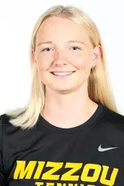 Sophia McLellan Head Shot 24-25