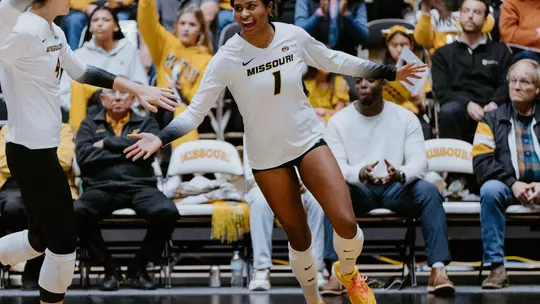 Colleen Finney_OG_20241110_VB_vsSouthCarolina10.jpg