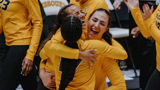 Nina Mandovic, Zoey Matias-Lopez and Caylen Alexander Celebrate as Mizzou beats LSU
