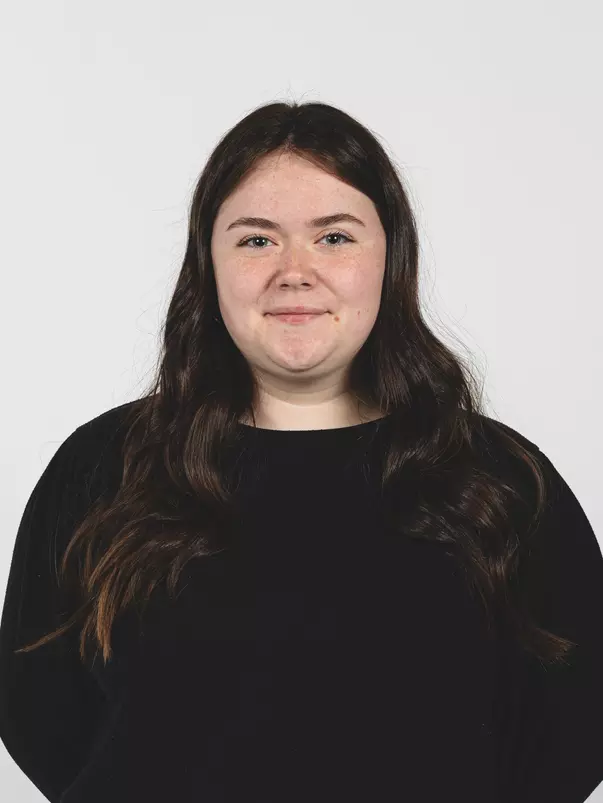 2025-26 Lilli Mooreland Headshot