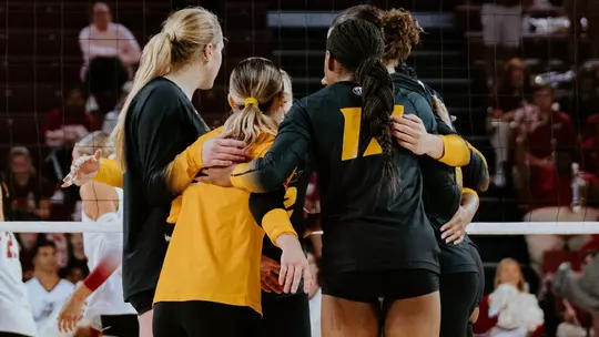 Volleyball v Alabama