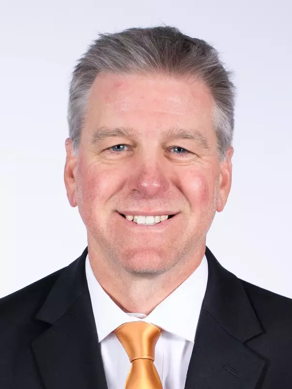 Drew Dickinson headshot 2025